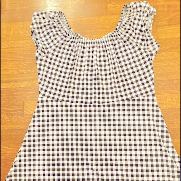 Express Dress - Picture 2 of 2